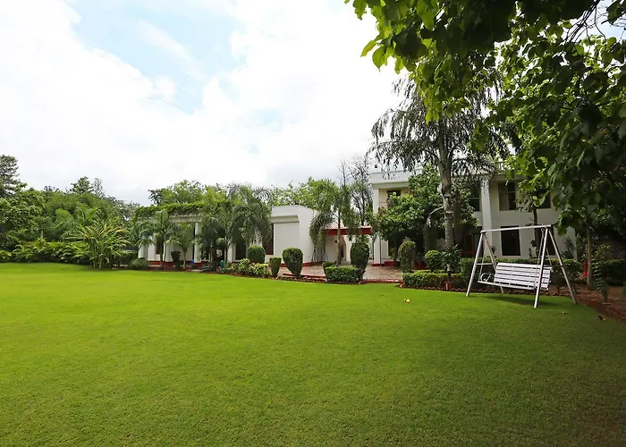 Oyo 6708 Holiday Heaven Resort