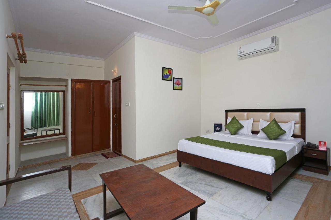 Oyo 6708 Heaven 3* Jaipur